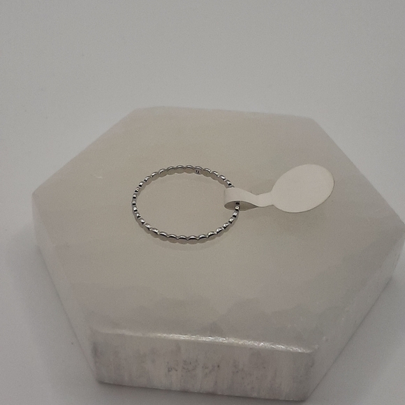 R1025 Classic Ring Plated - Fragrant Jewels - Picture 3 of 4